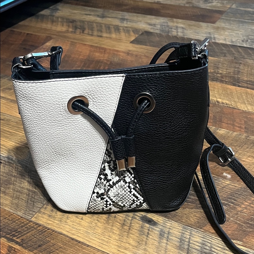 Steve Madden Women’s Black and White Colorblock Crossbody Bag